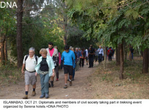 ISLAMABAD, OCT 21: Diplomats and members of civil society taking part in trekking event organized by Serena hotels.=DNA PHOTO