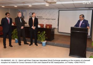 ISLAMABAD, JUL 12:  Zahid Latif Khan Chairman Islamabad Stock Exchange speaking on the occasion of a farewell reception he hosted for Consul General of USA Josh Glazeroff at ISE headquarters, on Fridahy. =DNA PHOTO